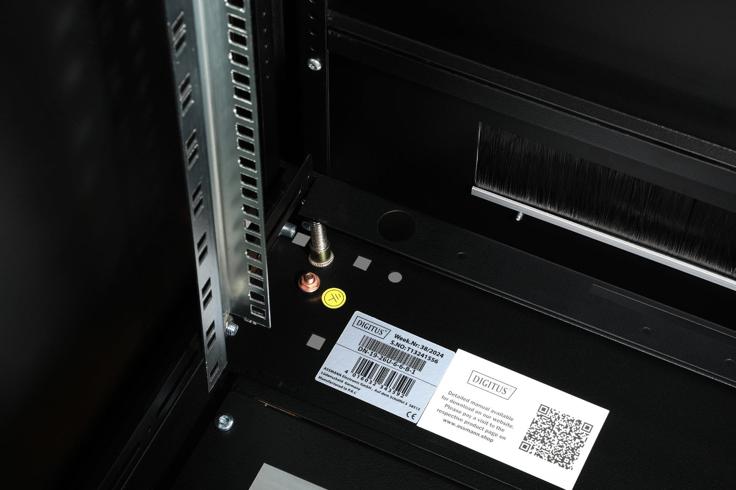 26U Patchkast 600x600x1342 mm (BxDxH) zwart