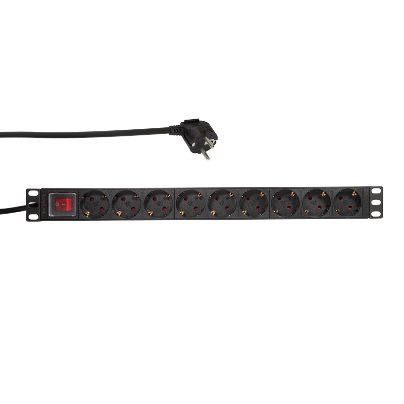 9 voudige stekkerdoos voor 19 inch serverkasten