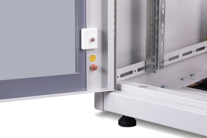 32U Patchkast 600x600x1609 mm (BxDxH) grijs